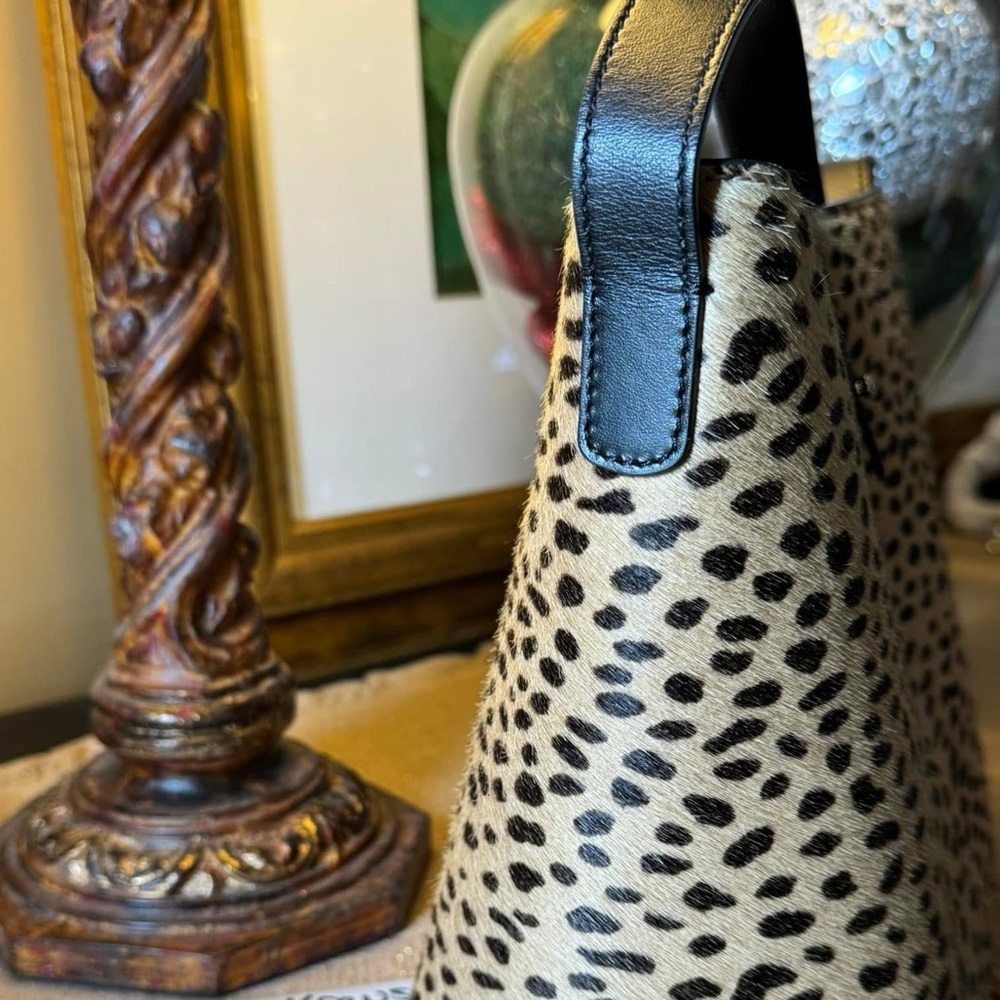 Jenni Kayne Mini Bucket Leopard Bag - Picture 2 of 4